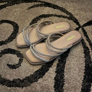 Cushionaire Women's Beige Sandals with Sparkling rhinestone Straps size 8